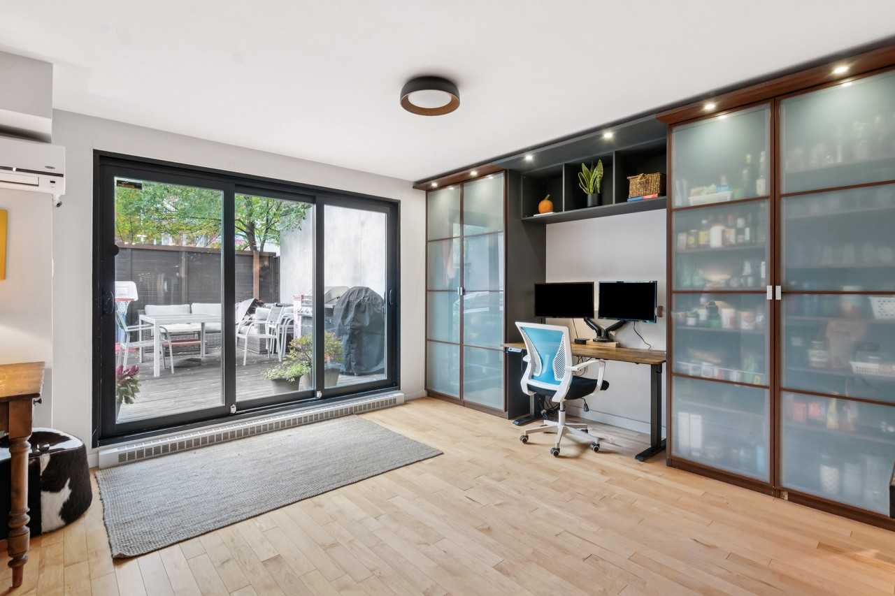 5814 Rue Saint-Hubert - Photo 2 of 12