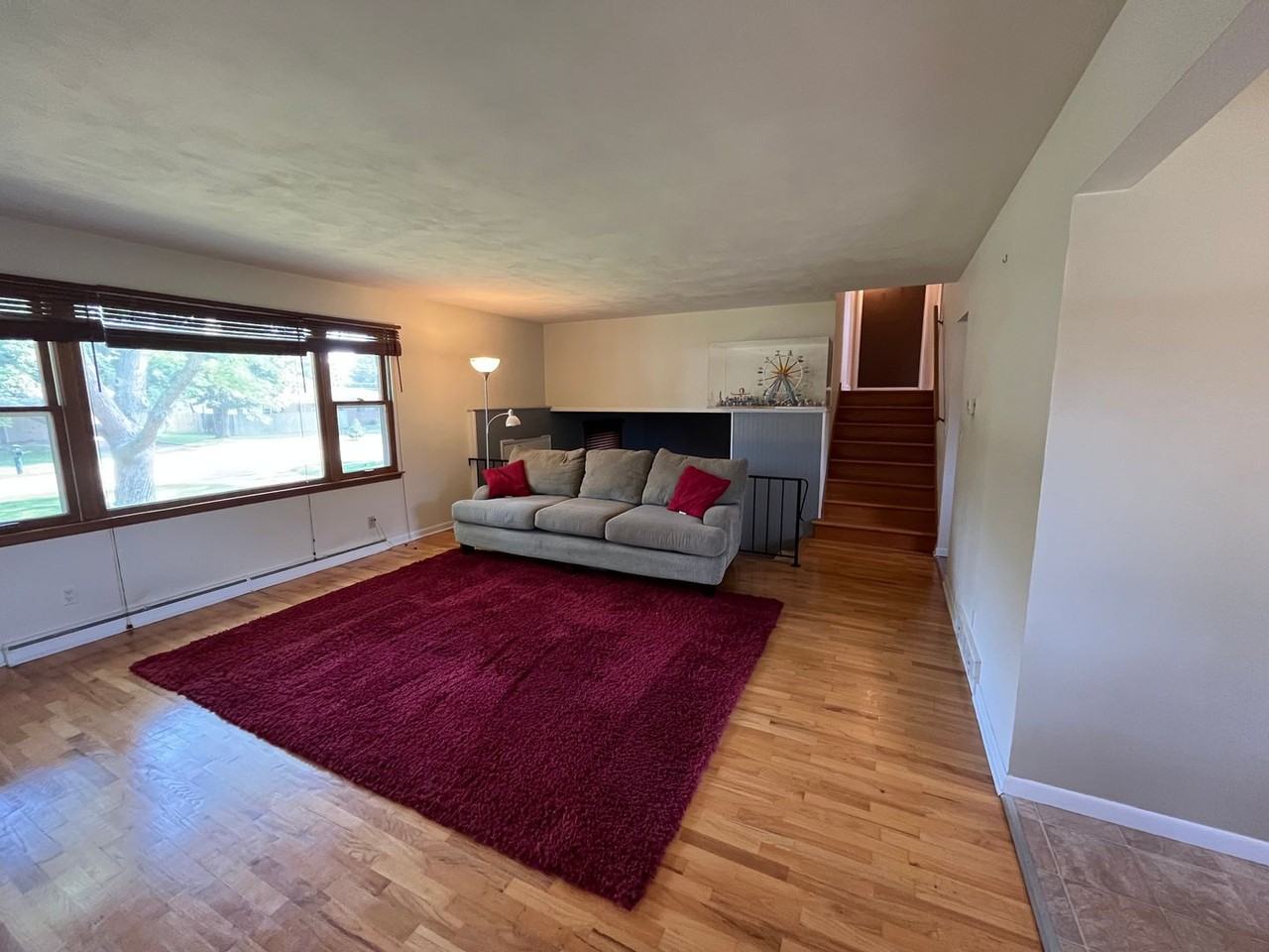 1928 Anthony Drive - Photo 6 of 20