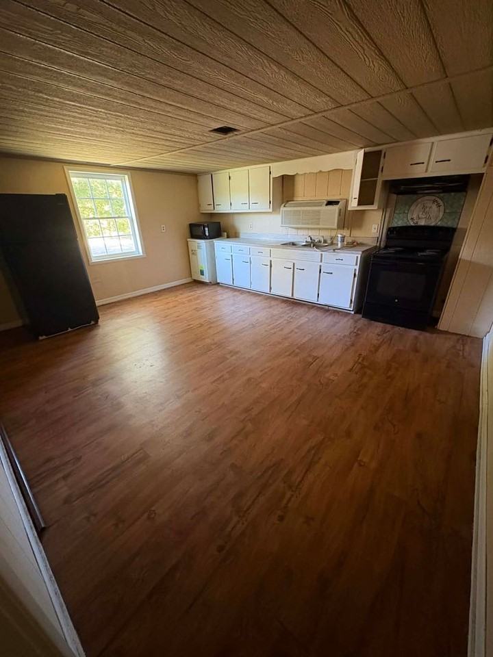 525 A1 - B3 - Photo 6 of 12