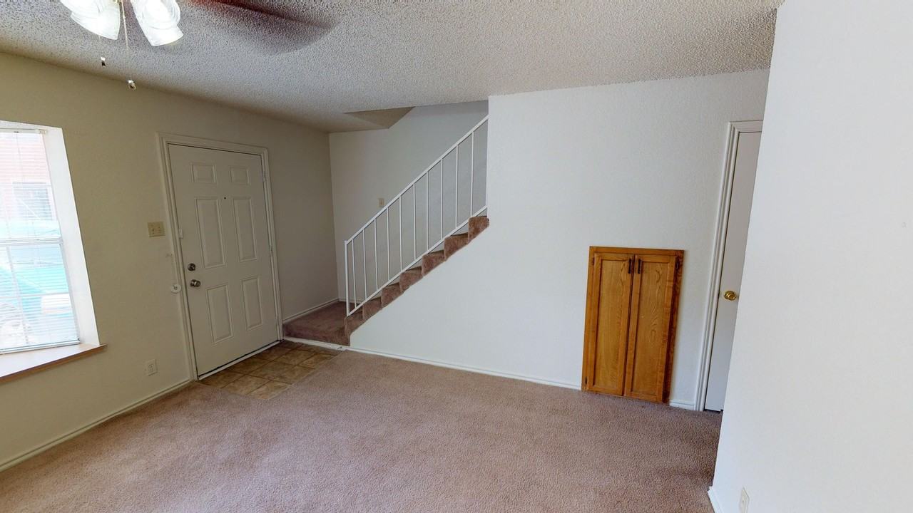 Mulberry Place Apartments - Photo 4 of 19