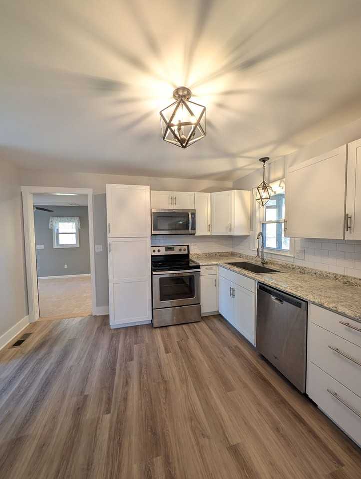 10 North Hudson Lane - Photo 5 of 21