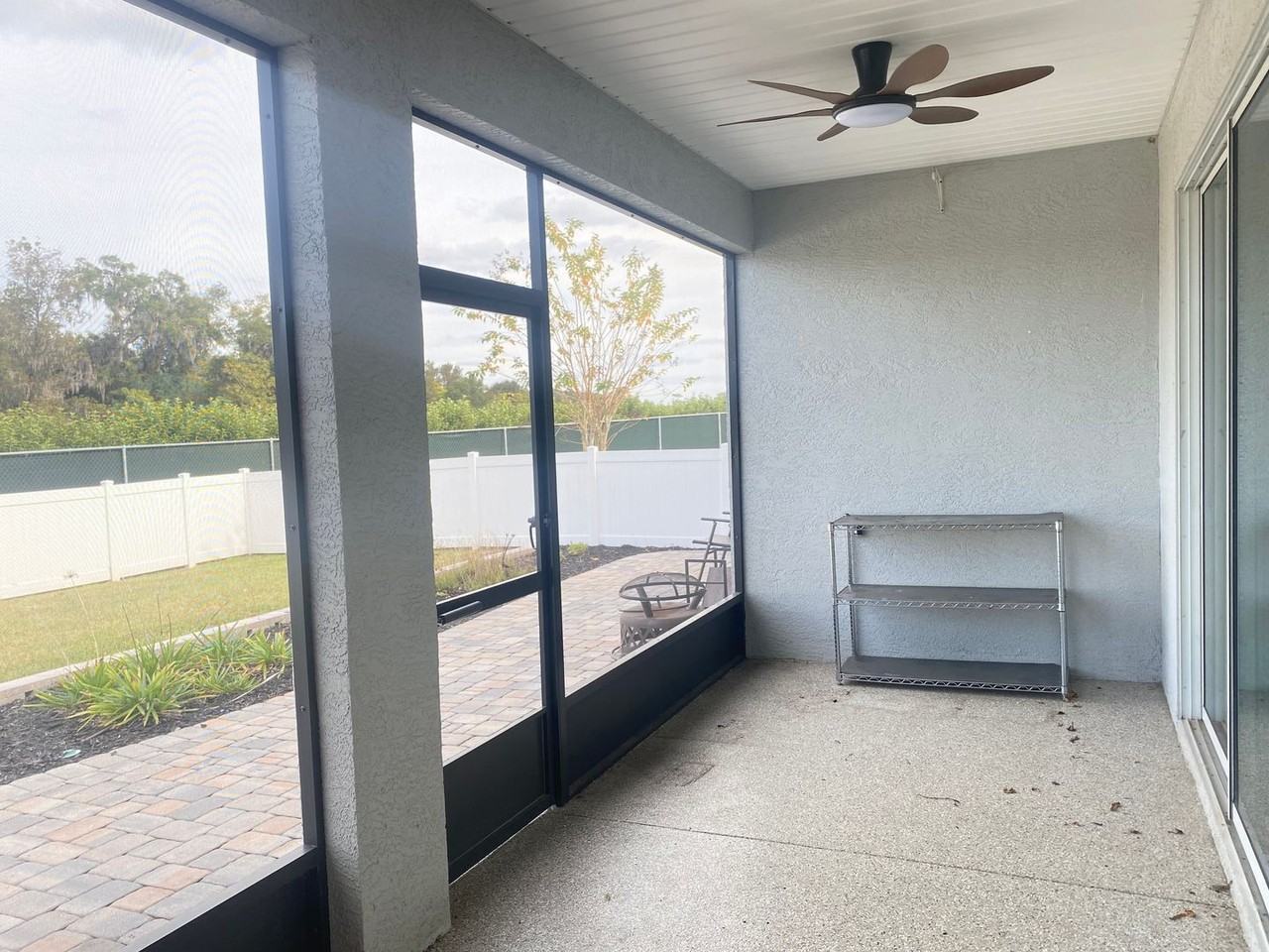 8579 Southwest 74th Lane - Photo 4 of 33