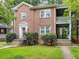 Charming 2-bedroom 1 bath - Photo 1 of 1