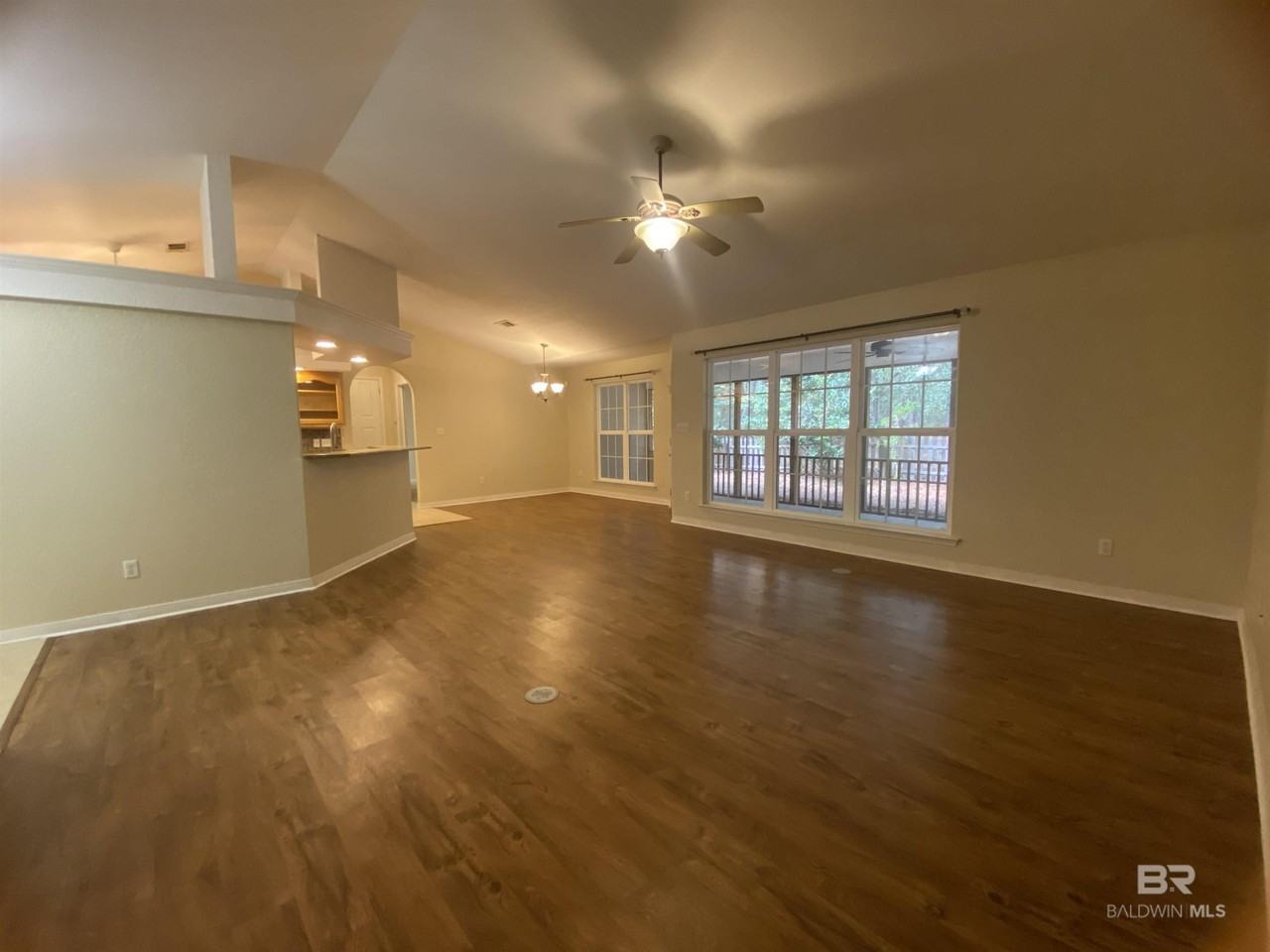 9734 N Bayou Rd - Photo 3 of 20