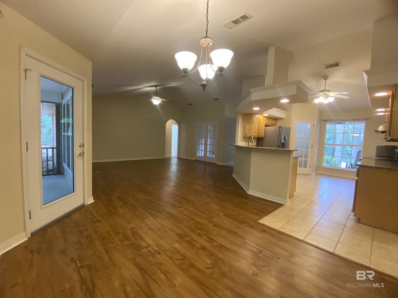 9734 N Bayou Rd - Photo 4 of 20