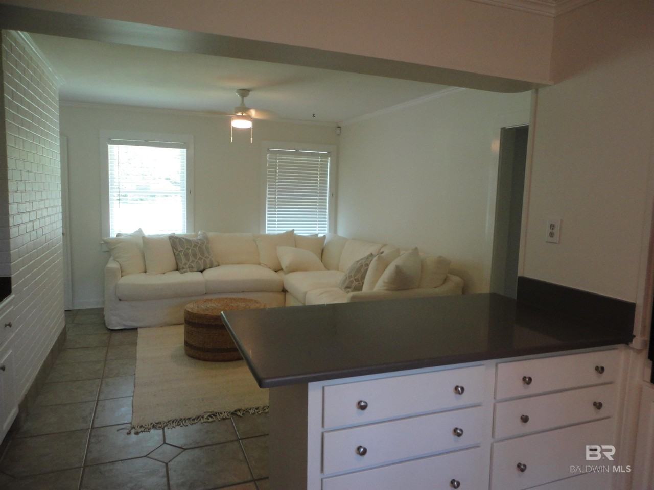 371 S Church St - Photo 6 of 17