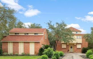 112 Forest Hls - Photo 1 of 1