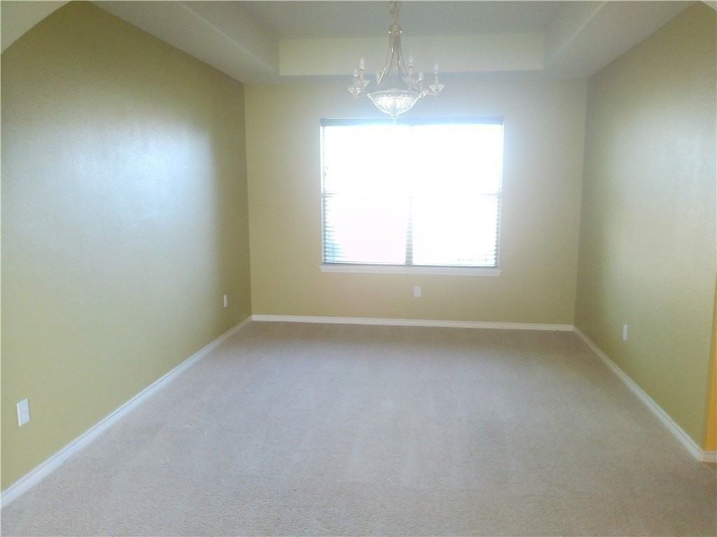 5405 Knights Cir - Photo 3 of 18
