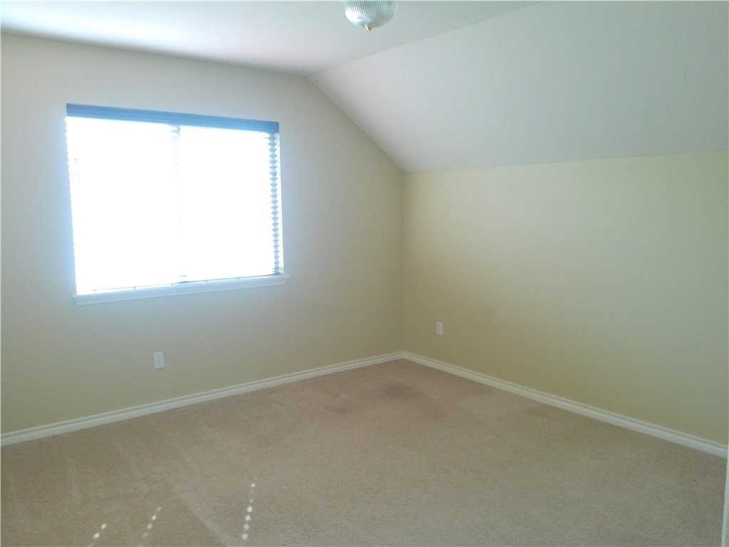 5405 Knights Cir - Photo 6 of 18