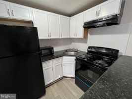 featured image of 515 West Girard Avenue #1R