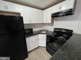 515 W Girard Ave #1R - Photo 1 of 1