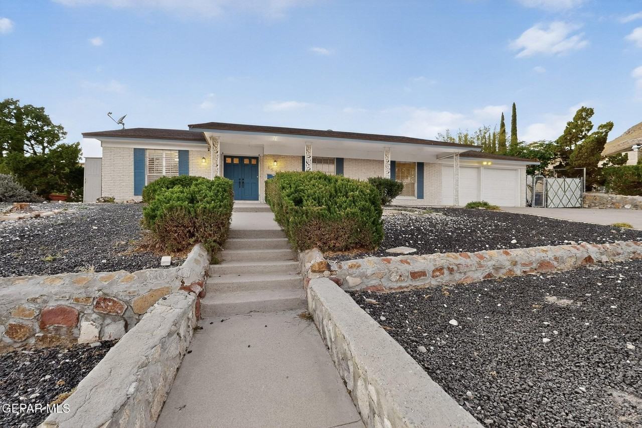 1509 Lost Padre Mine Dr - Photo 2 of 50