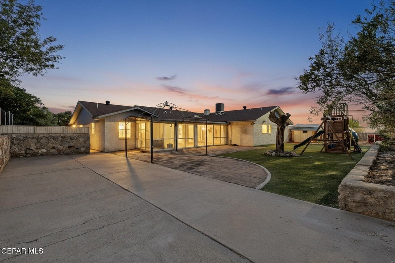 1509 Lost Padre Mine Dr - Photo 3 of 50