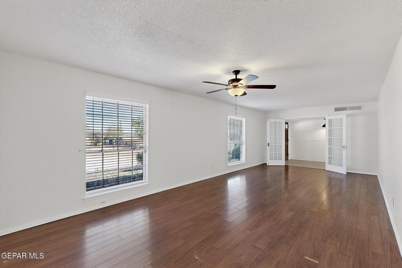 1509 Lost Padre Mine Dr - Photo 5 of 50