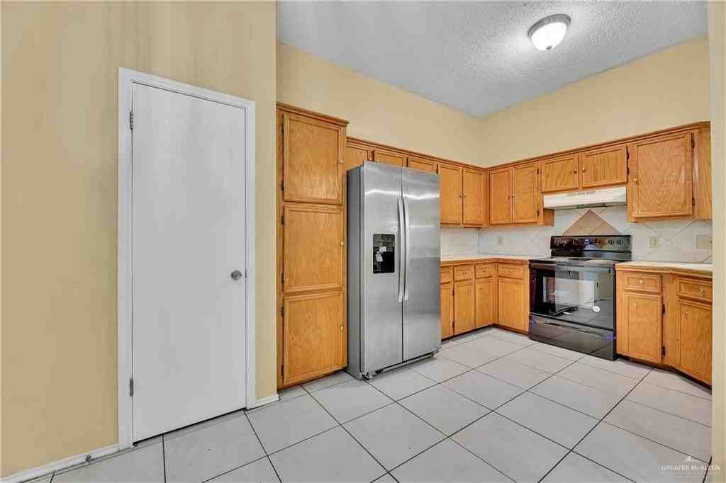 3816 Martin Ave - Photo 2 of 29