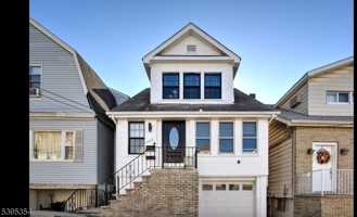 1215 80th St #2 - Photo 1 of 1