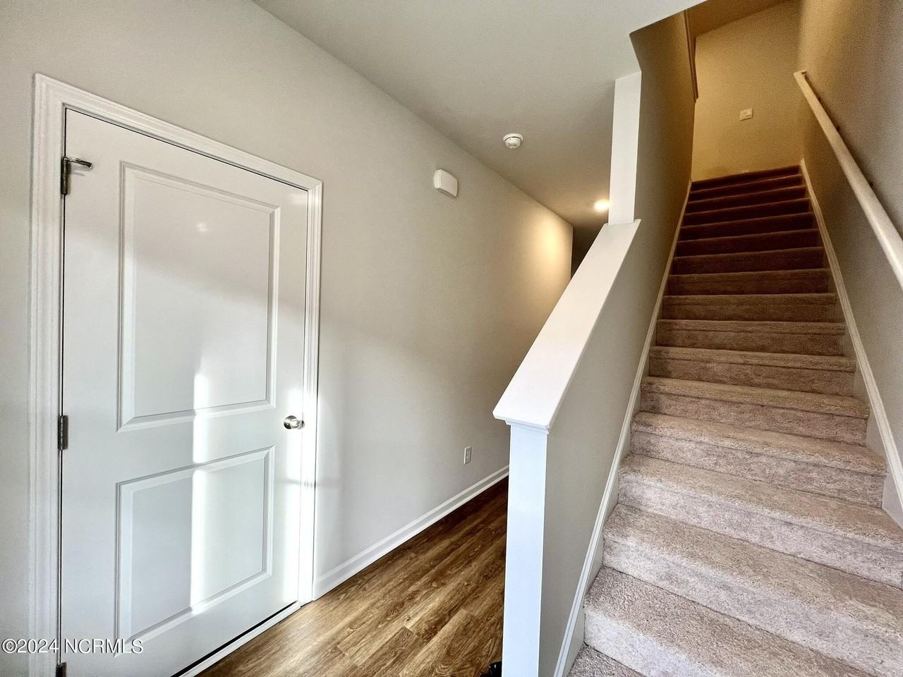 6659 Lemon Ln - Photo 2 of 22