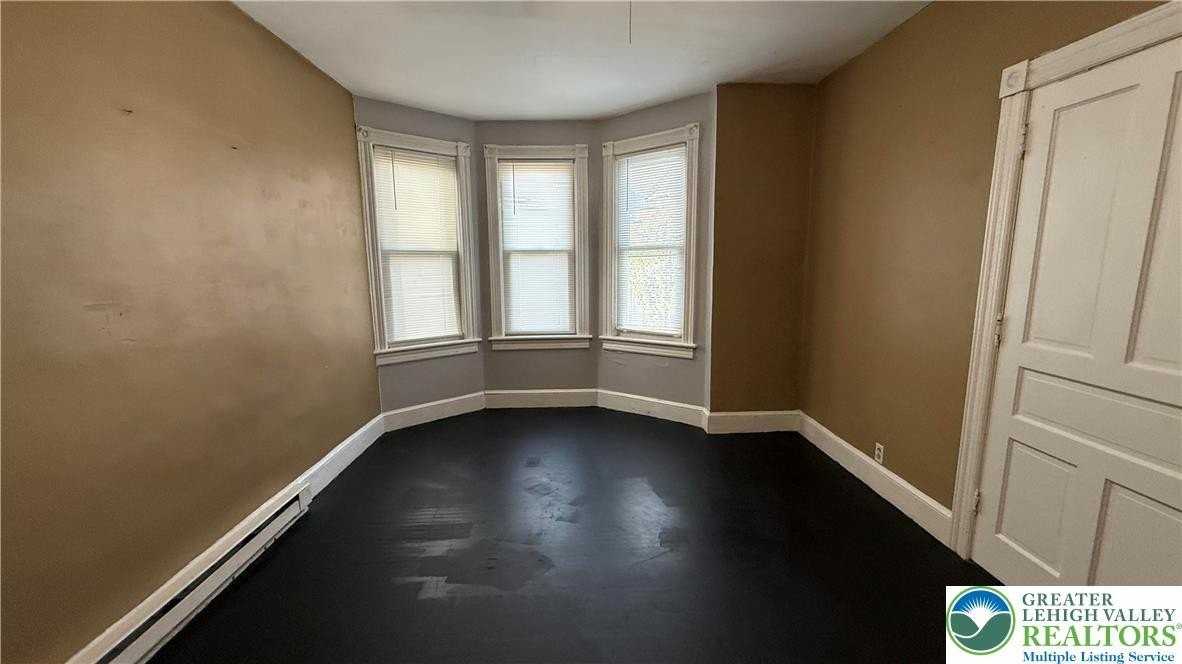 39 S Main St Unit B #B - Photo 6 of 15