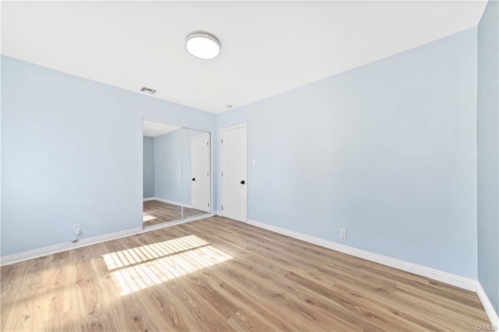5400 Columbus Ave - Photo 3 of 8