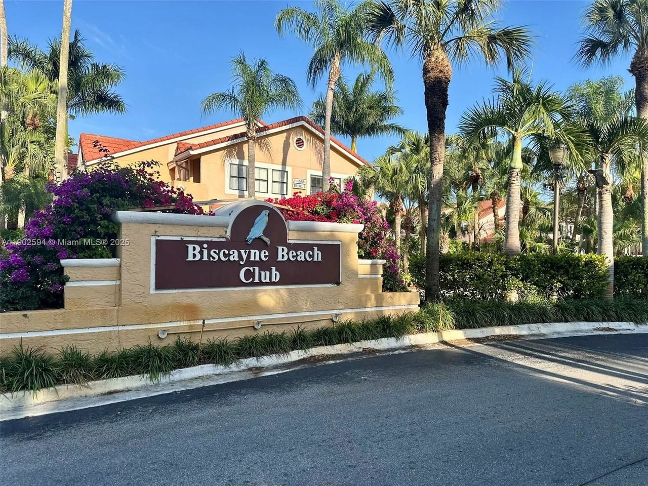 10581 Sw 155th Ct #1214 - Photo 2 of 8