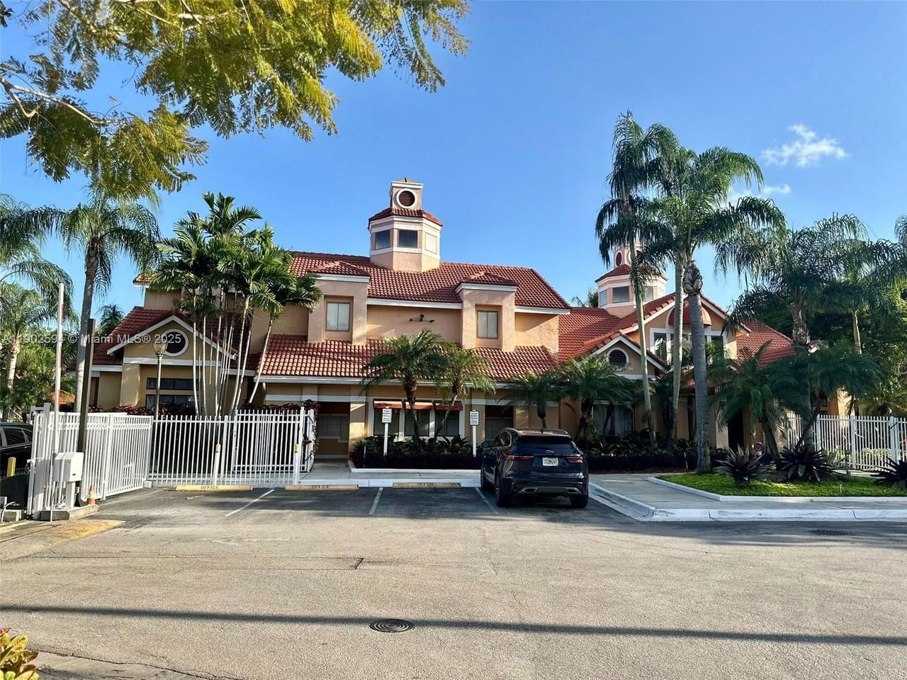 10581 Sw 155th Ct #1214 - Photo 3 of 8