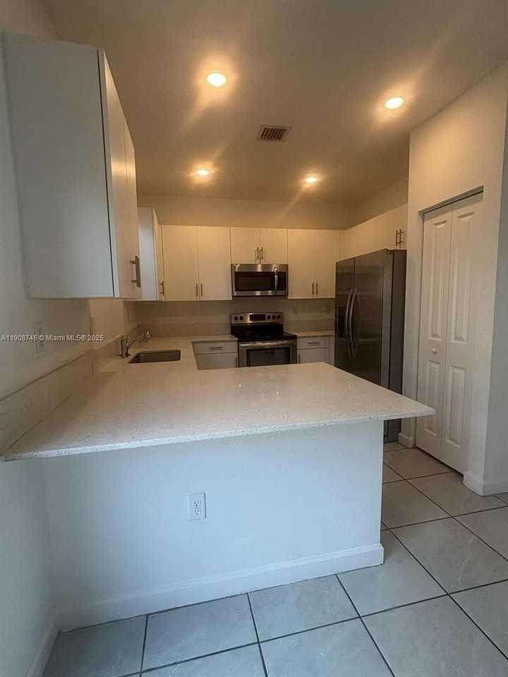 24601 Sw 119th Pl Lot 5 #24601 - Photo 2 of 21