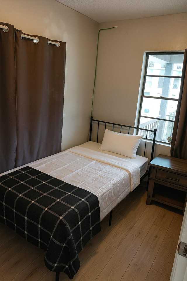 W Spruce St - Photo 4 of 5