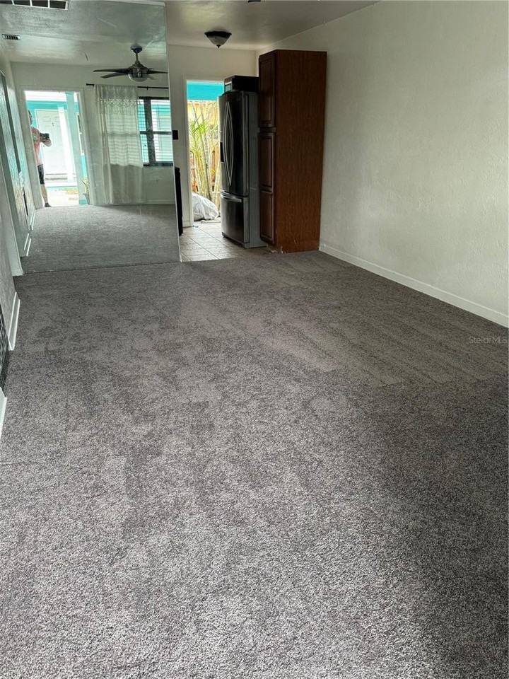 412 73rd Ave - Photo 7 of 28