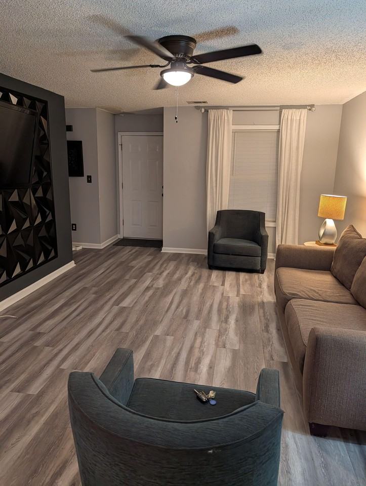 Forsyth St - Photo 6 of 7