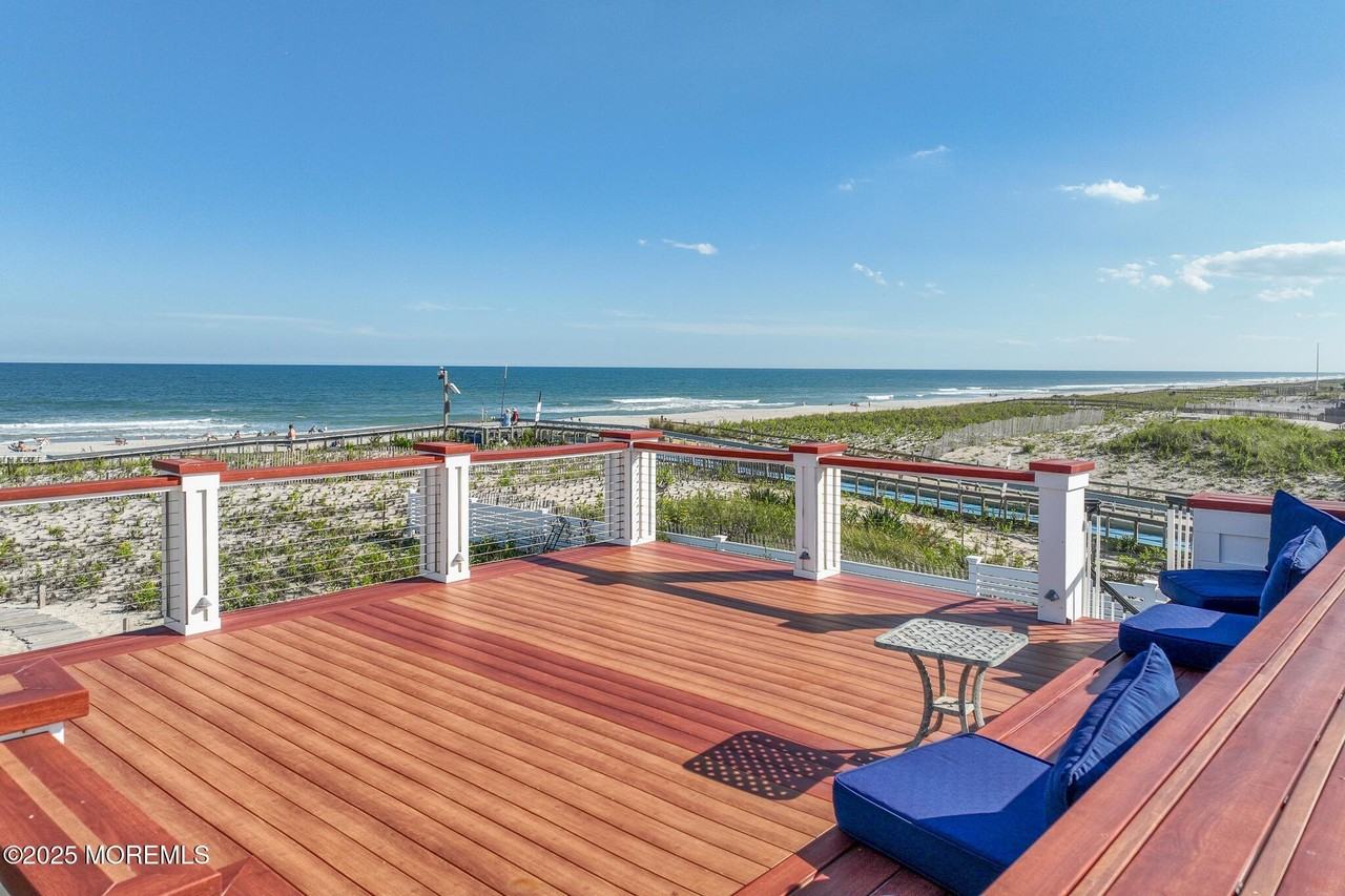 14 Falls Rd - Photo 2 of 40