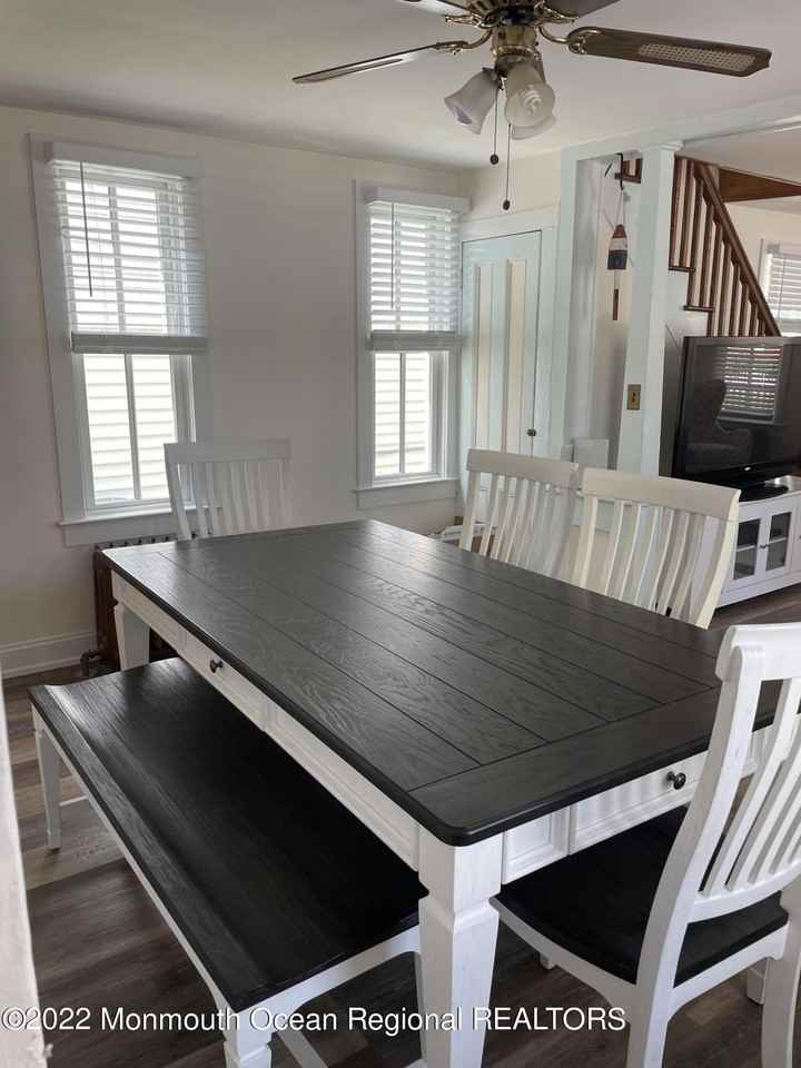 64 Abbott Ave - Photo 6 of 19