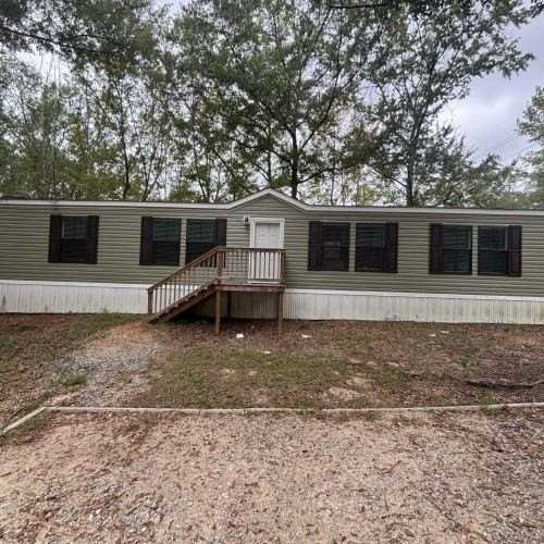 105 Andrew Avenue - Photo 3 of 29