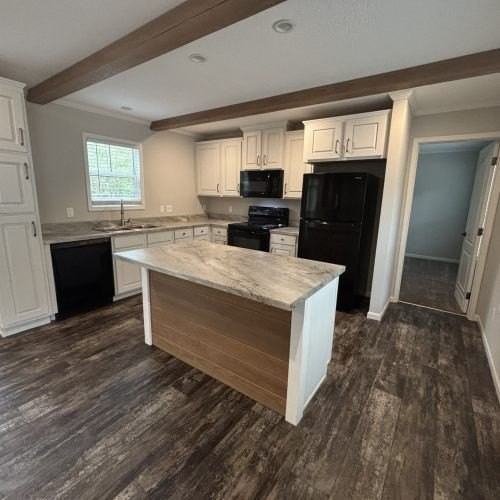 105 Andrew Avenue - Photo 4 of 29