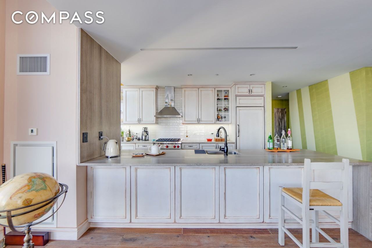 2 Northside Piers #27P - Photo 5 of 18