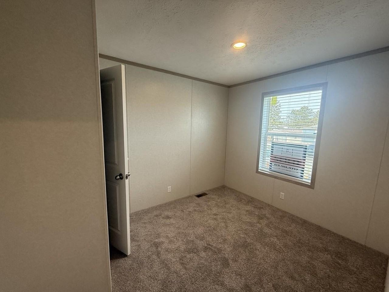 300 Forrest Ave #41 - Photo 4 of 6