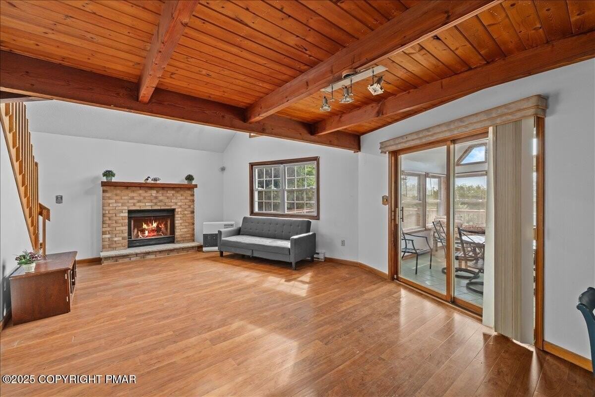 605 Clearview Dr - Photo 6 of 24