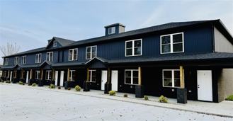 913 W 9th St - Photo 1 of 1