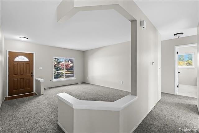 5650 Willow Creek Dr - Photo 6 of 29