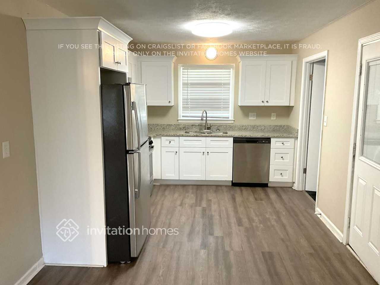 215 Winston Drive - Photo 6 of 19