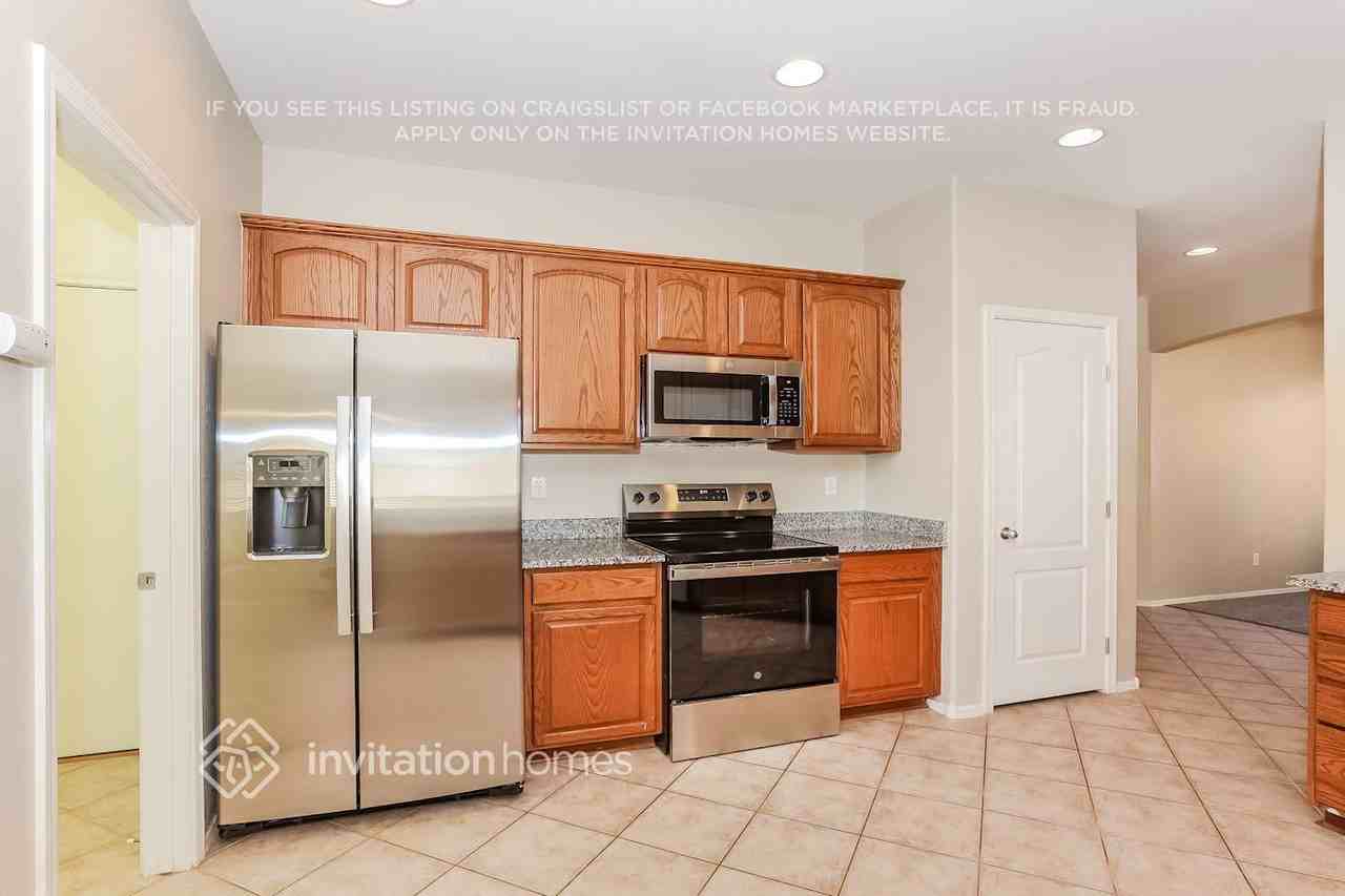 17682 West Cavedale Drive - Photo 6 of 17