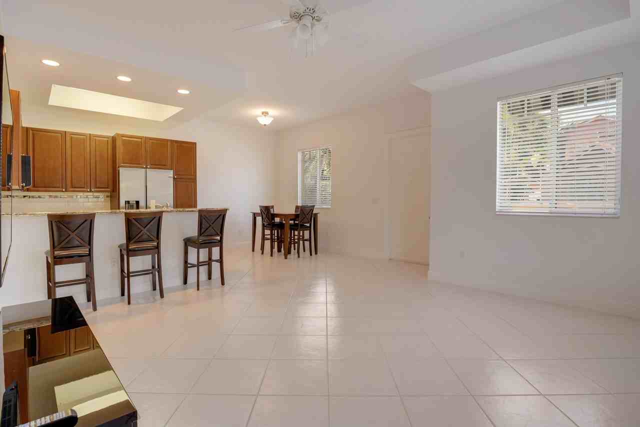 518 N Federal Hwy #9 - Photo 6 of 25