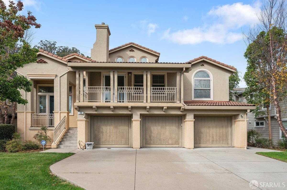 72 Golden Aster Court