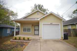 829 Dent St - Photo 1 of 1