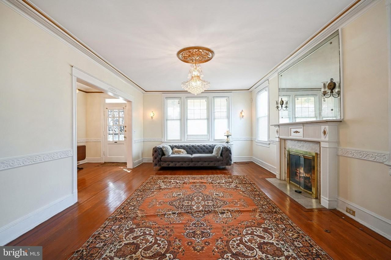 4221 16th St Nw - Photo 6 of 39