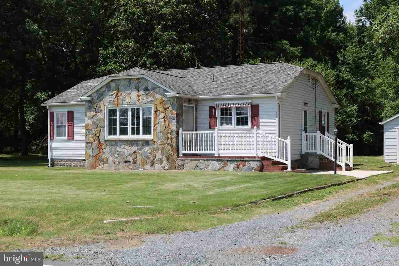 111 Williamsville Rd - Photo 4 of 25