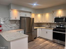 featured image of 329 Market St