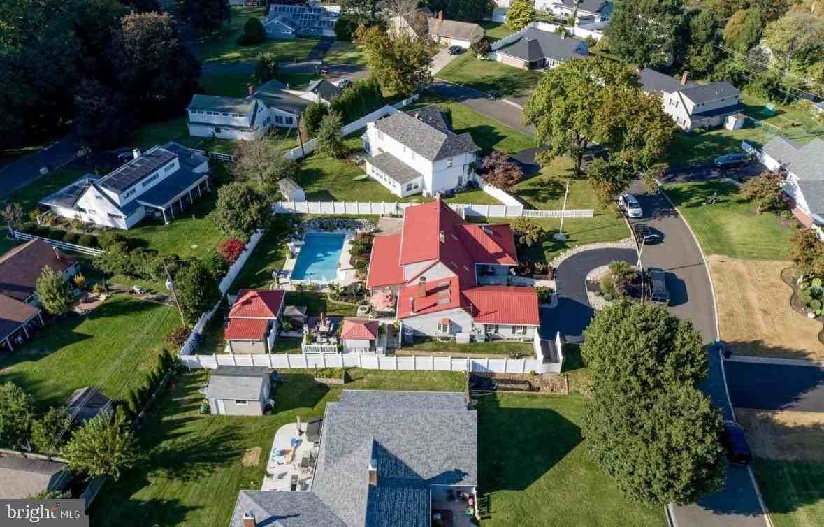 24 Rose Apple Road - Photo 3 of 4