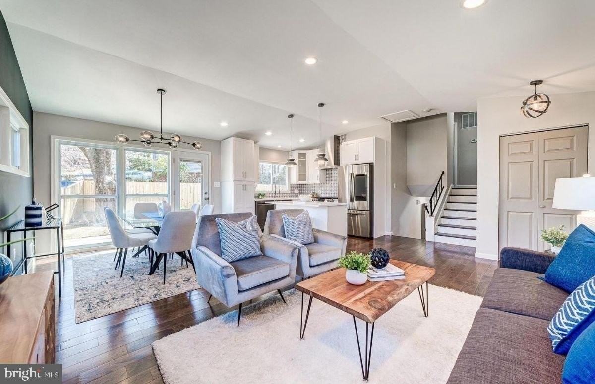 4207 Woodland Drive - Photo 5 of 29