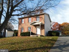 featured image of 106 Astoria Ct