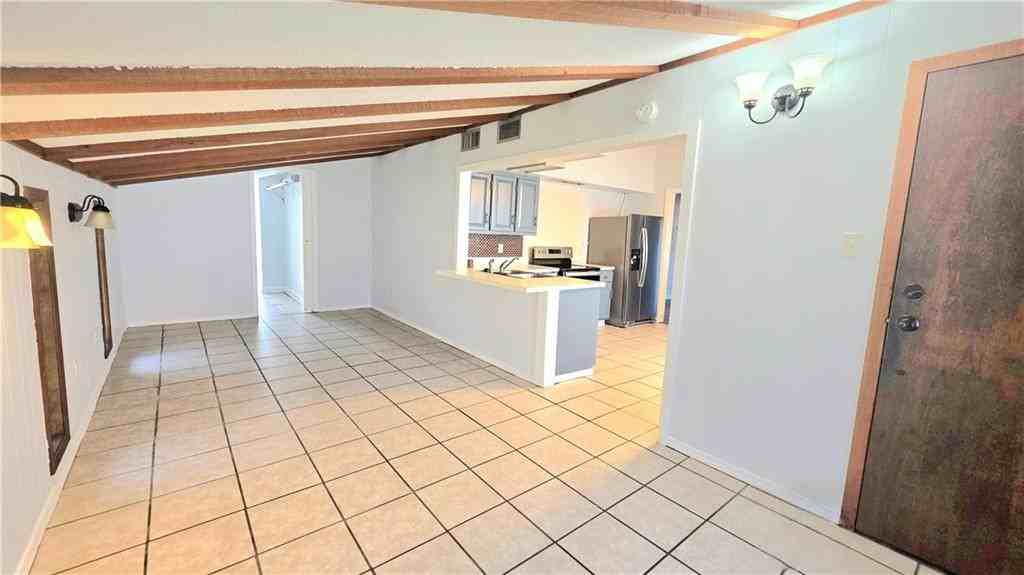 114 Gamma St - Photo 3 of 23